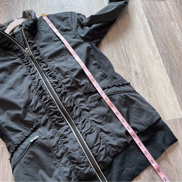 Lululemon back on Track jacket Women’s Size 6 - Picture 7 of 7